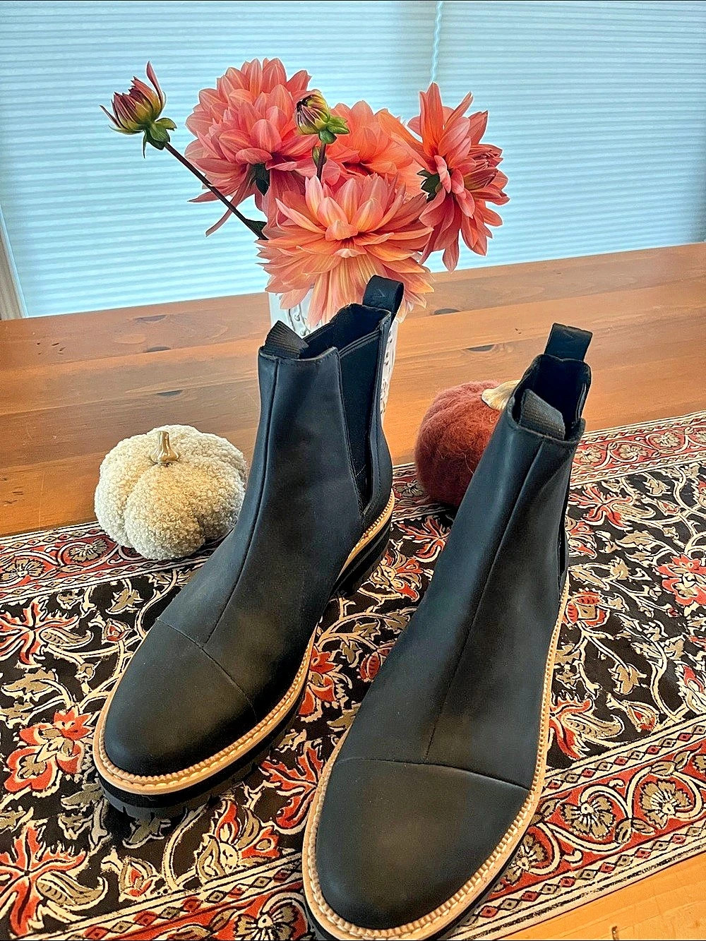 TOMS Bennet Chelsea Boot Black Ankle Boots